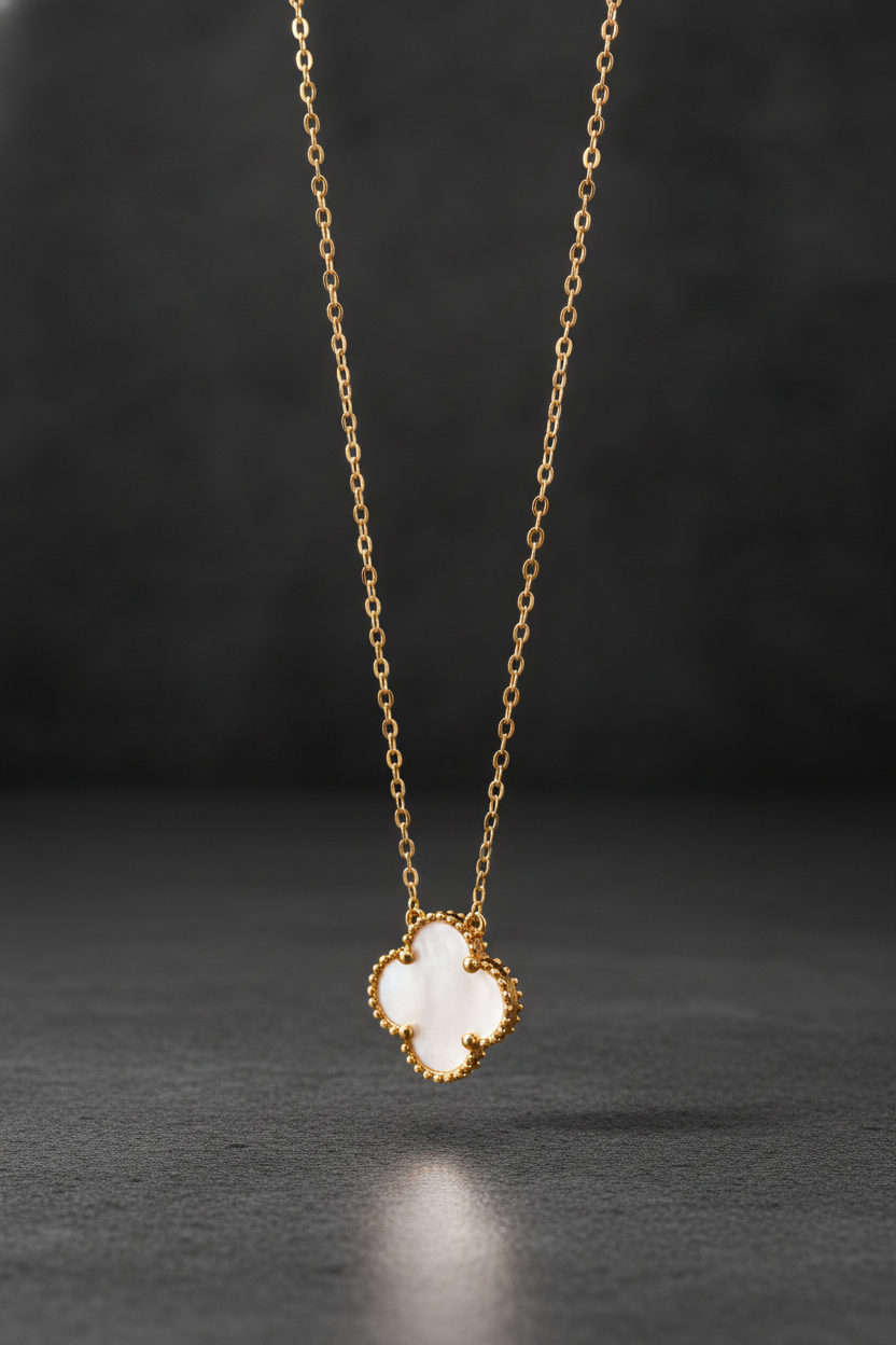 گردنبند ونکلیف صدفی متصل با زنجیر فلامینگو